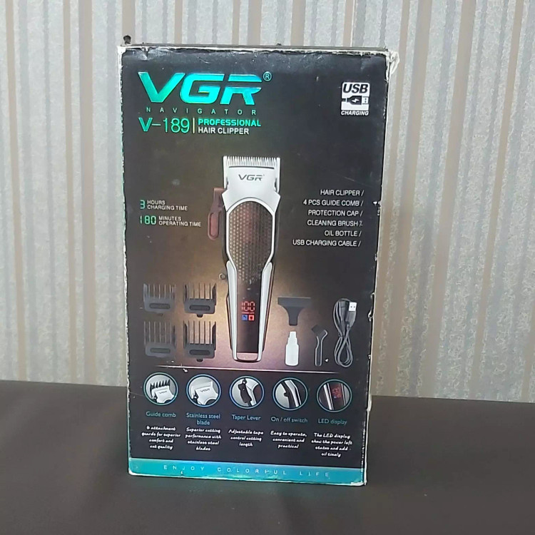 ماشین اصلاح وی جی آر مدل v189 نقره ای و عنابی، تایمردار، تیغه استیل
